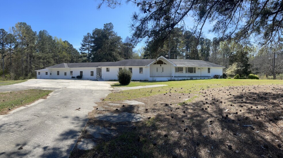 2350 Bethsaida Rd, Riverdale, GA 30296