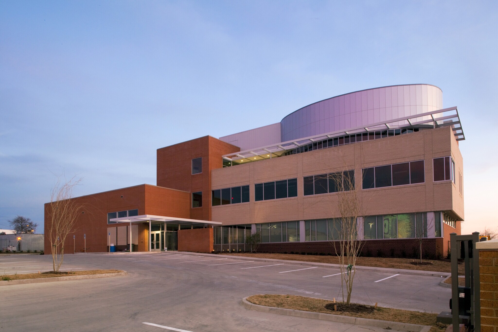 555 Hemphill St, Fort Worth, TX for lease Building Photo- Image 1 of 3