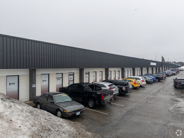 265 Barton St, Hamilton, ON for sale - Primary Photo - Image 1 of 1