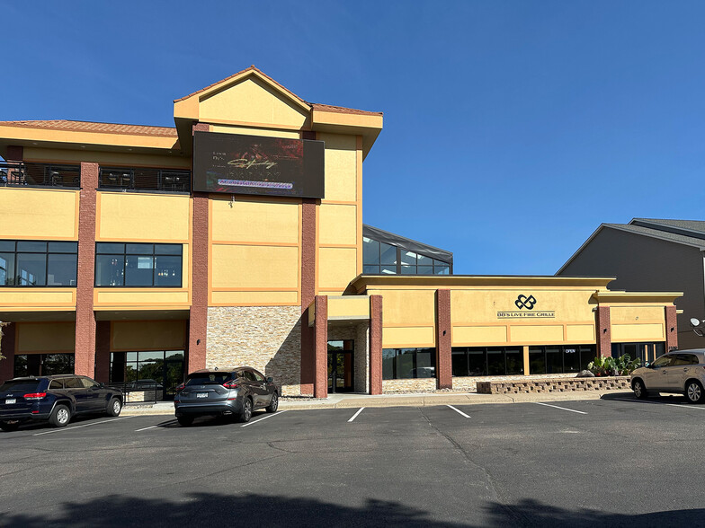 2590 Freeway Blvd, Brooklyn Center, MN for sale - Building Photo - Image 1 of 17