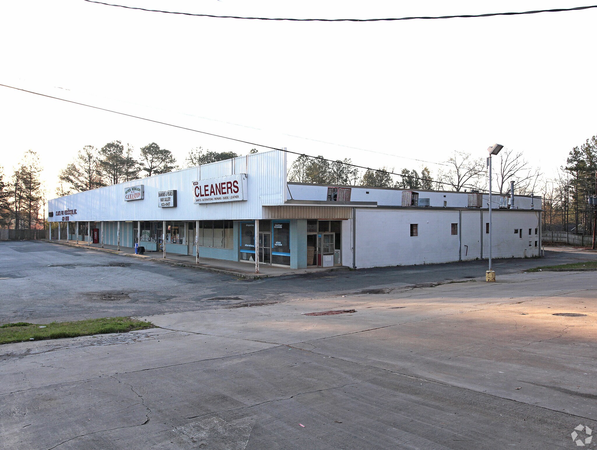 2506 Spring Rd SE, Smyrna, GA for sale Primary Photo- Image 1 of 1