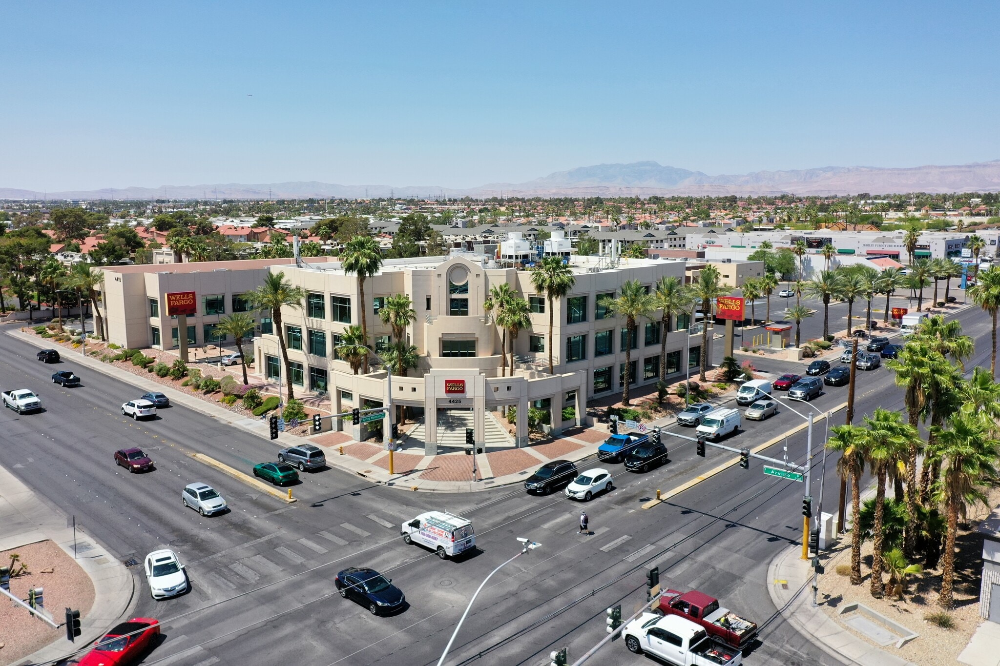 4425 Spring Mountain Rd, Las Vegas, NV for lease Interior Photo- Image 1 of 3