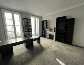 9 Rue De Miromesnil, Paris for lease Interior Photo- Image 1 of 4