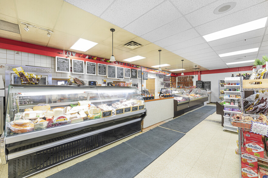 1840 36th St SE, Calgary, AB T2B 0X6 - Illichmann's Sausage Shop Ltd ...