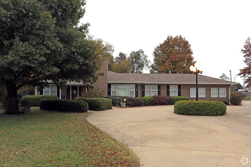 6510 E 24th St, Tulsa, OK for lease - Primary Photo - Image 1 of 27