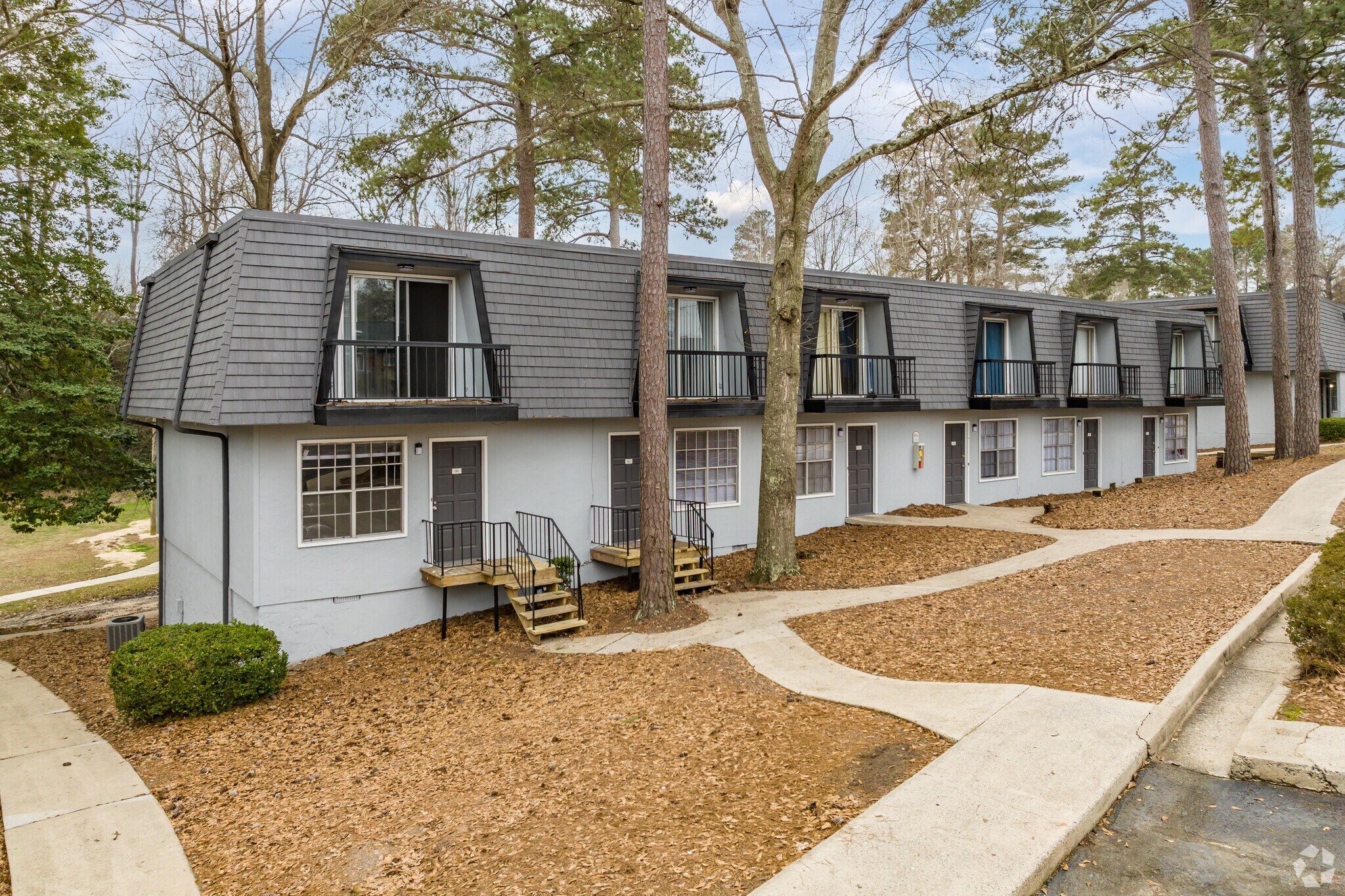 4690 Log Cabin Dr, Macon, GA for sale Primary Photo- Image 1 of 1