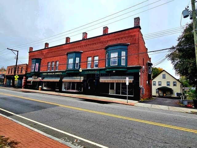 72 Main St, Dayville, CT for sale - Primary Photo - Image 1 of 6