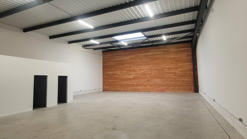 Flex in BAPEAUME-LES-ROUEN for lease - Interior Photo - Image 3 of 10