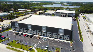 5620 W Linebaugh Ave, Tampa, FL for lease Building Photo- Image 1 of 17