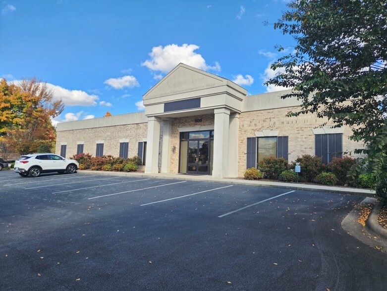 509 Randolph St, Thomasville, NC for lease - Building Photo - Image 1 of 13