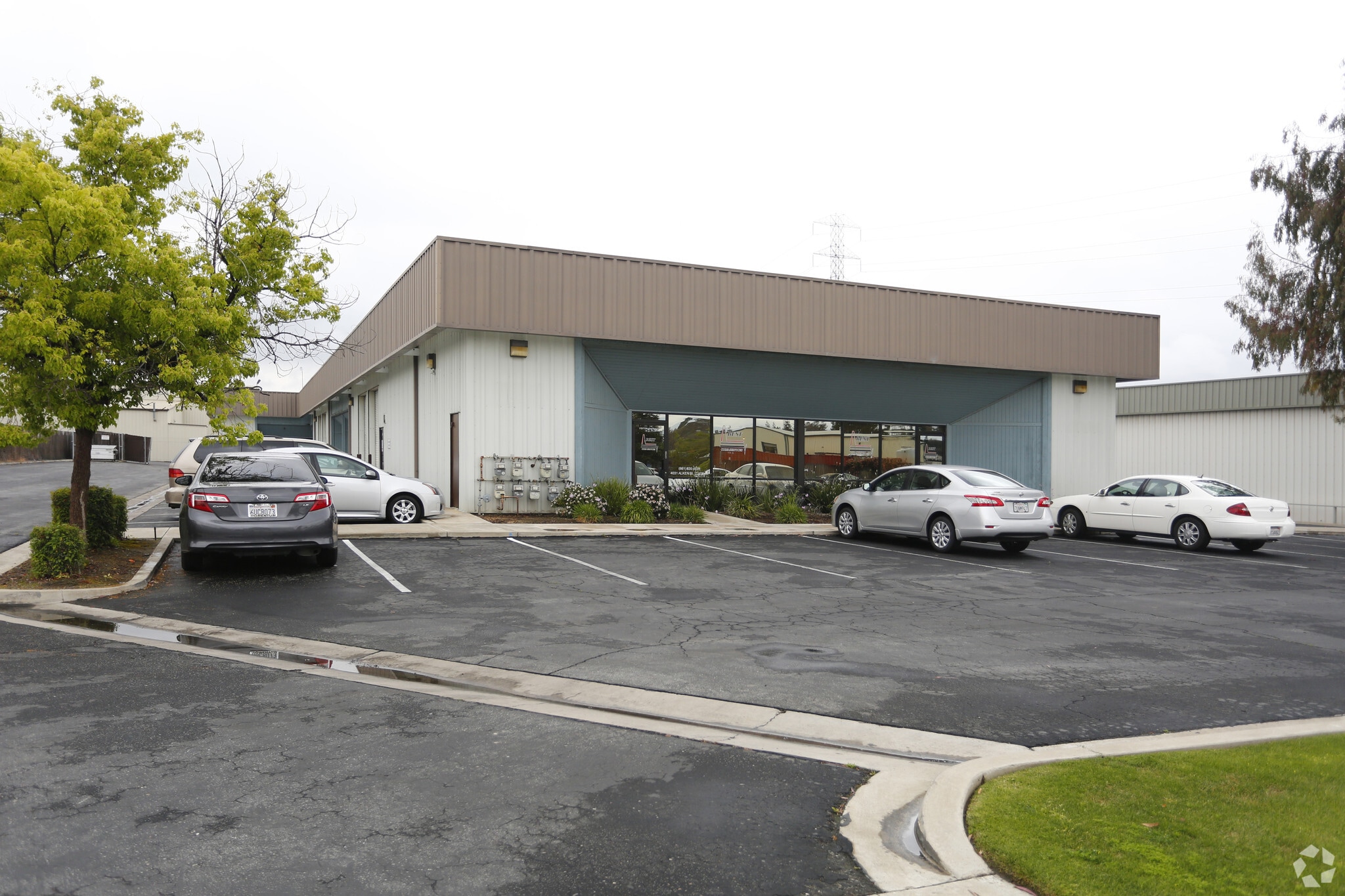 4031 Alken St, Bakersfield, CA for lease Building Photo- Image 1 of 8