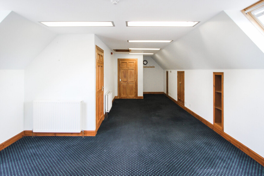 8 West St, Fochabers for lease - Interior Photo - Image 3 of 4