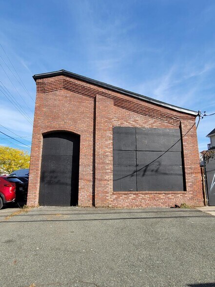 551 Midland Ave, Staten Island, NY for sale - Building Photo - Image 1 of 1