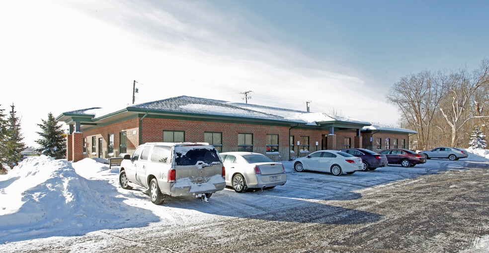 2545 N Opdyke Rd, Auburn Hills, MI for lease - Building Photo - Image 2 of 74
