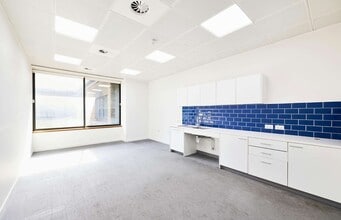 Manor Royal, Crawley for lease Interior Photo- Image 2 of 2