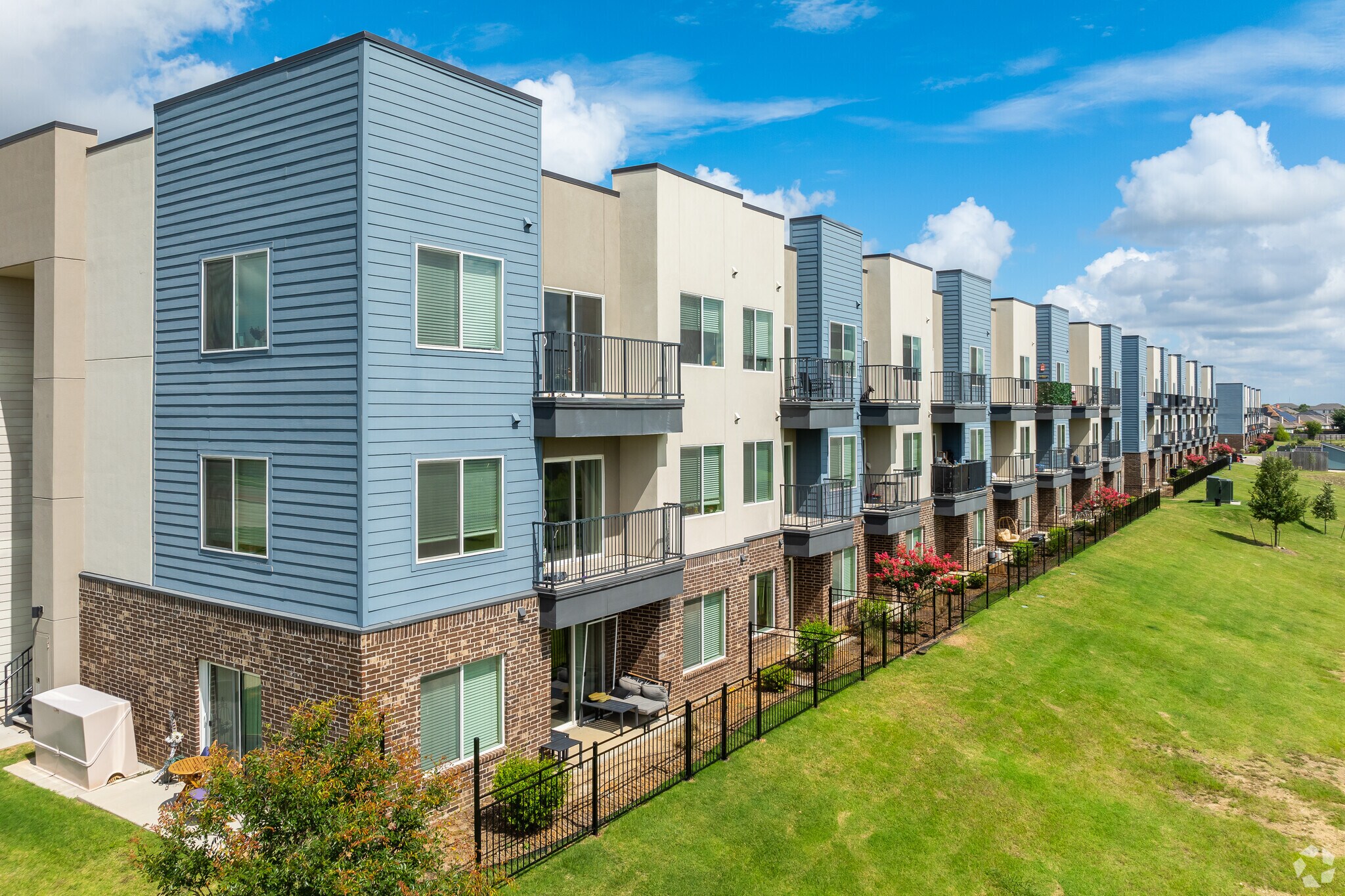 312 Mcalister Rd, Burleson, TX for sale Primary Photo- Image 1 of 1