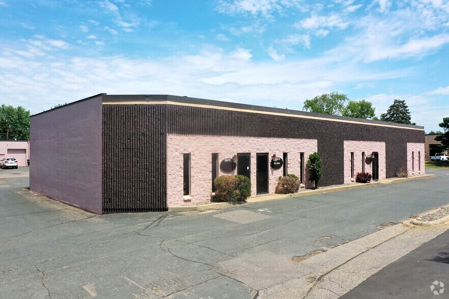 10701 N 93rd Ave, Maple Grove, MN for sale - Primary Photo - Image 1 of 1