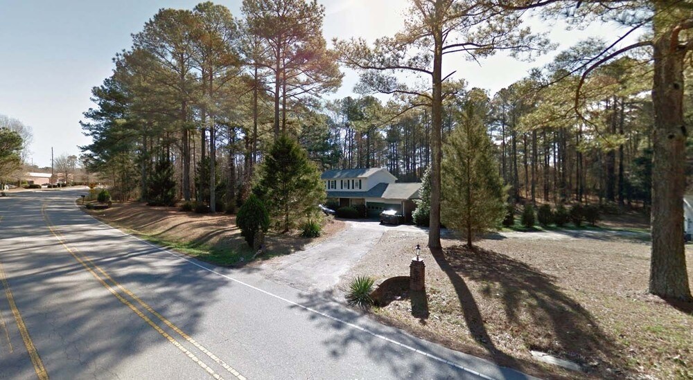 10625 Penny Rd, Cary, NC 27518