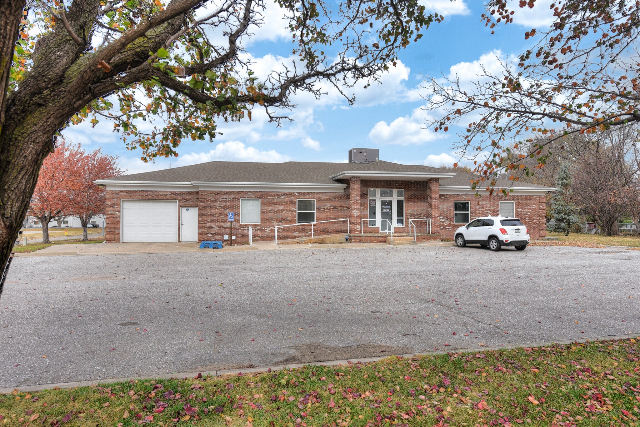 4905 S 107th Ave, Omaha, NE for sale Building Photo- Image 1 of 1