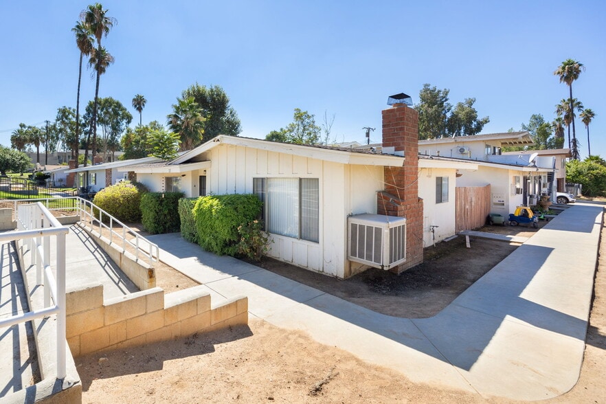 217 Judson St, Redlands, CA for sale - Building Photo - Image 1 of 29