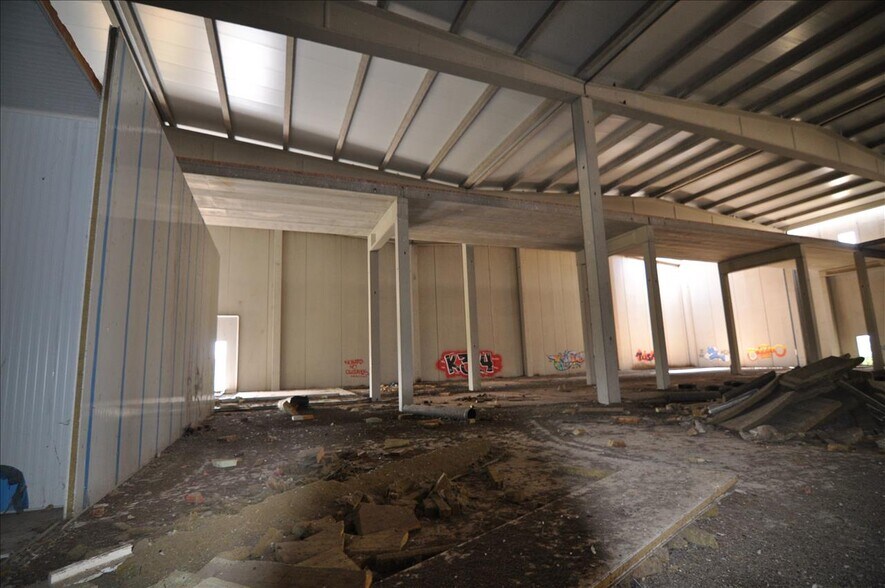 Industrial in Trujillo, Cáceres for sale - Interior Photo - Image 2 of 8