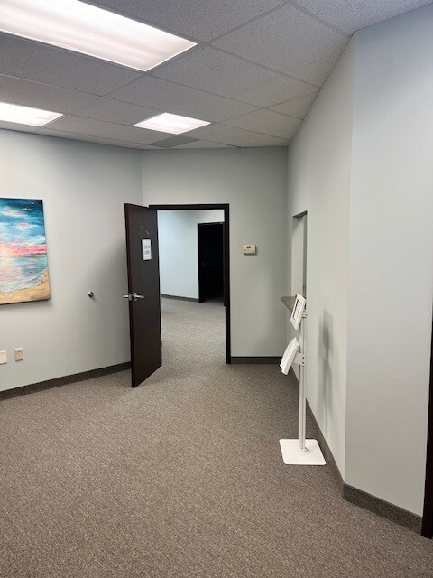 26110 Emery Rd, Warrensville Heights, OH for lease Interior Photo- Image 1 of 3
