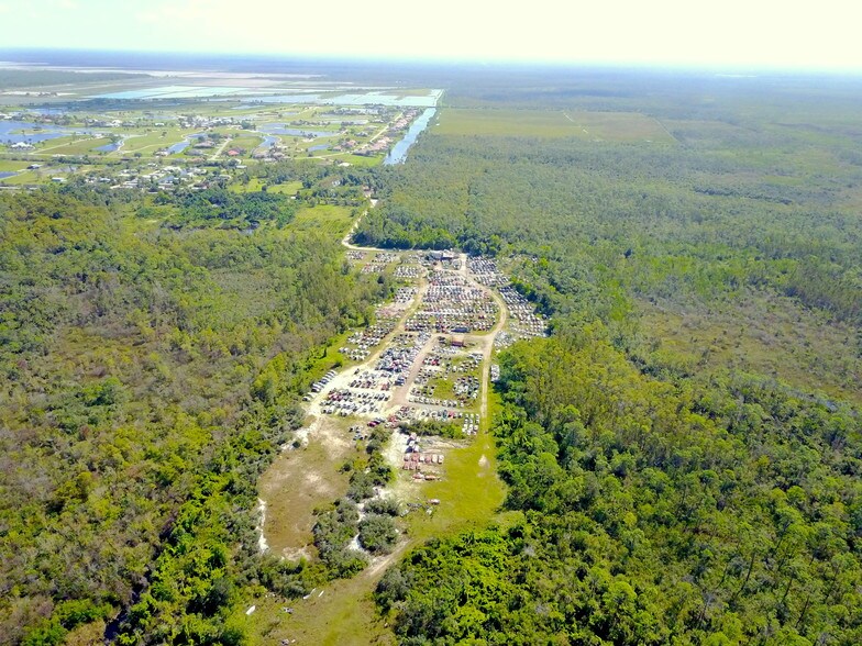 1607 Auto Ranch Rd, Naples, FL for sale - Aerial - Image 3 of 6