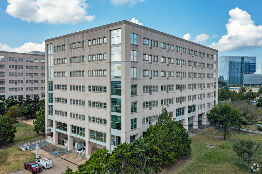 11501 Burnet Rd, Austin, TX for lease - Primary Photo - Image 1 of 10