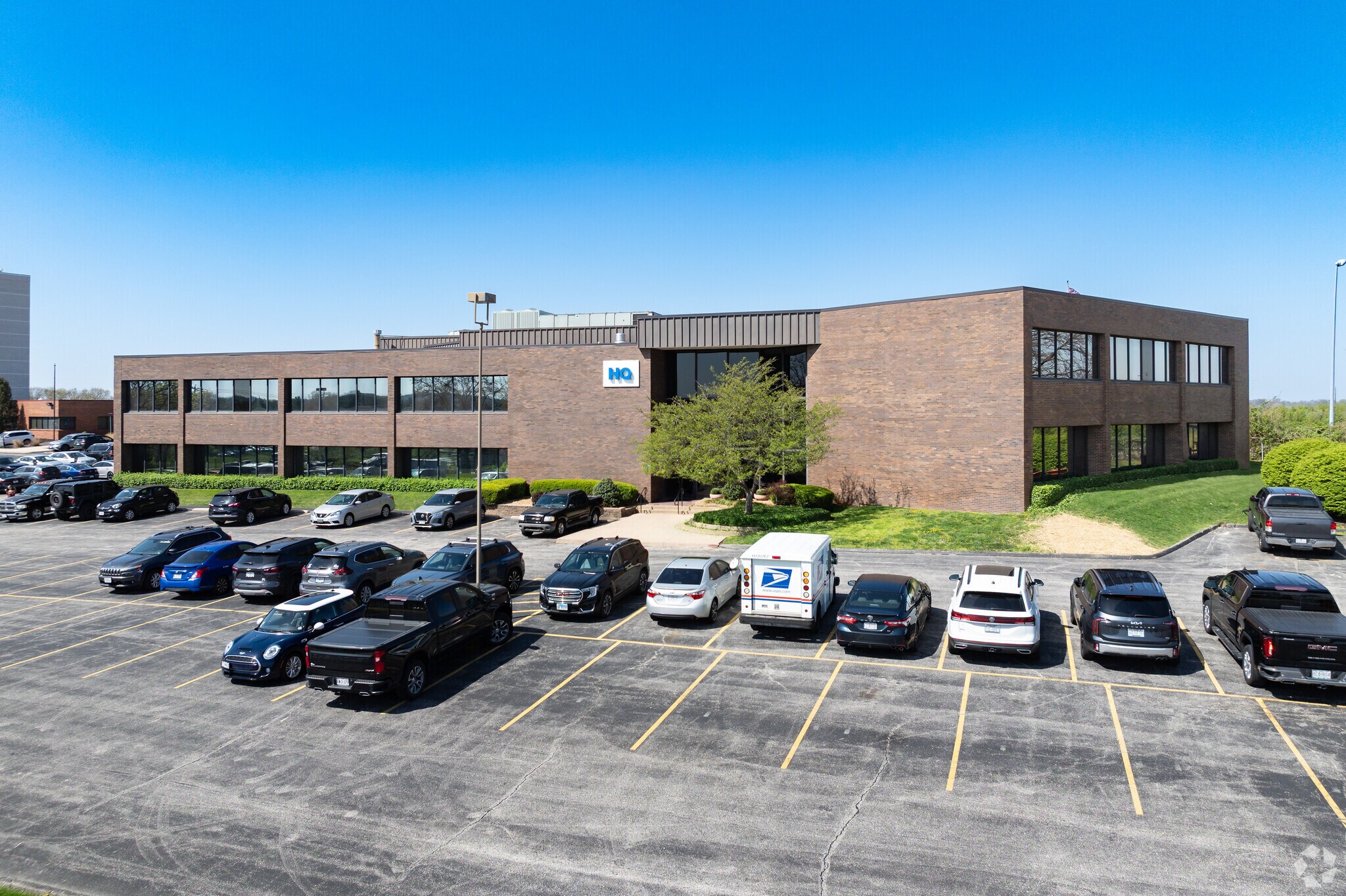 2055 Craigshire Rd, Saint Louis, MO for lease Primary Photo- Image 1 of 24
