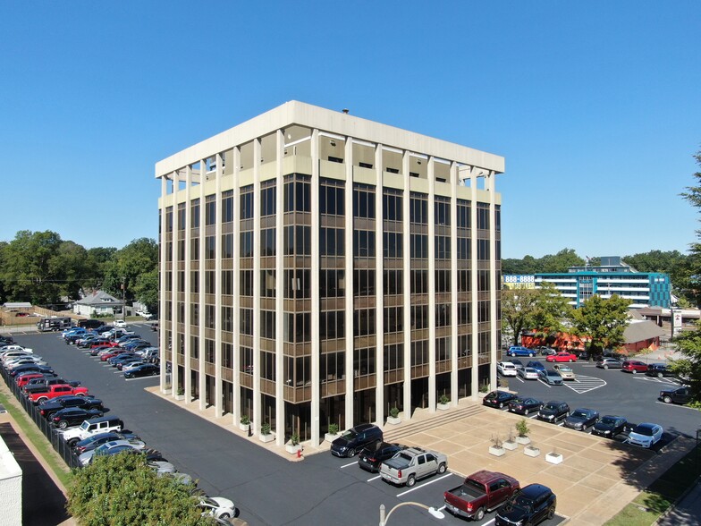 2714 Union Avenue Ext, Memphis, TN for sale - Building Photo - Image 1 of 1