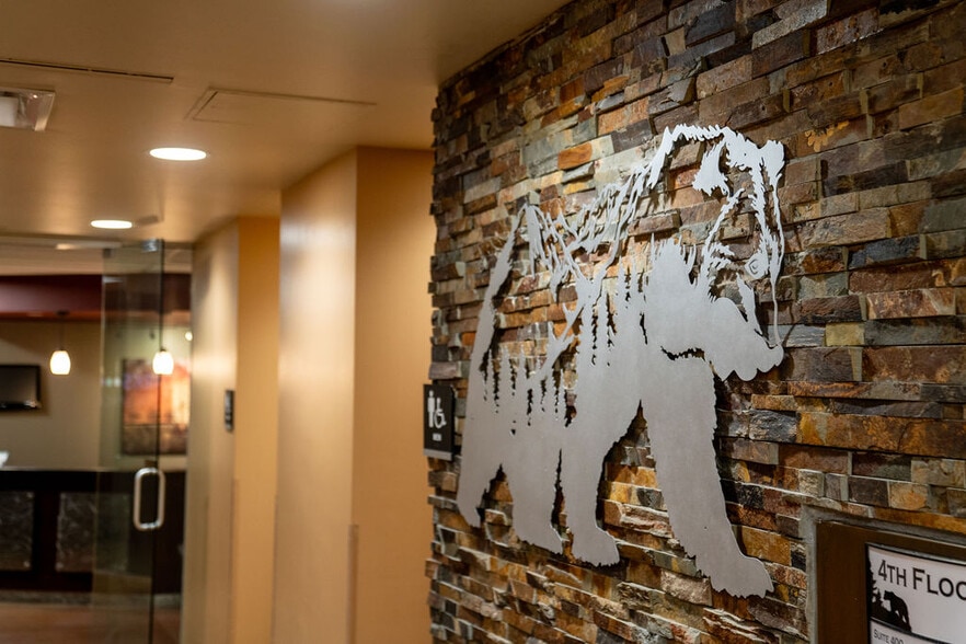 5353 W Dartmouth Ave, Denver, CO for lease - Interior Photo - Image 3 of 34