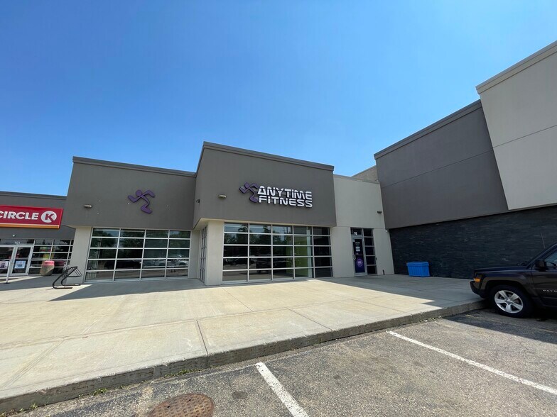 2127 50 Ave, Red Deer, AB for lease - Building Photo - Image 3 of 4