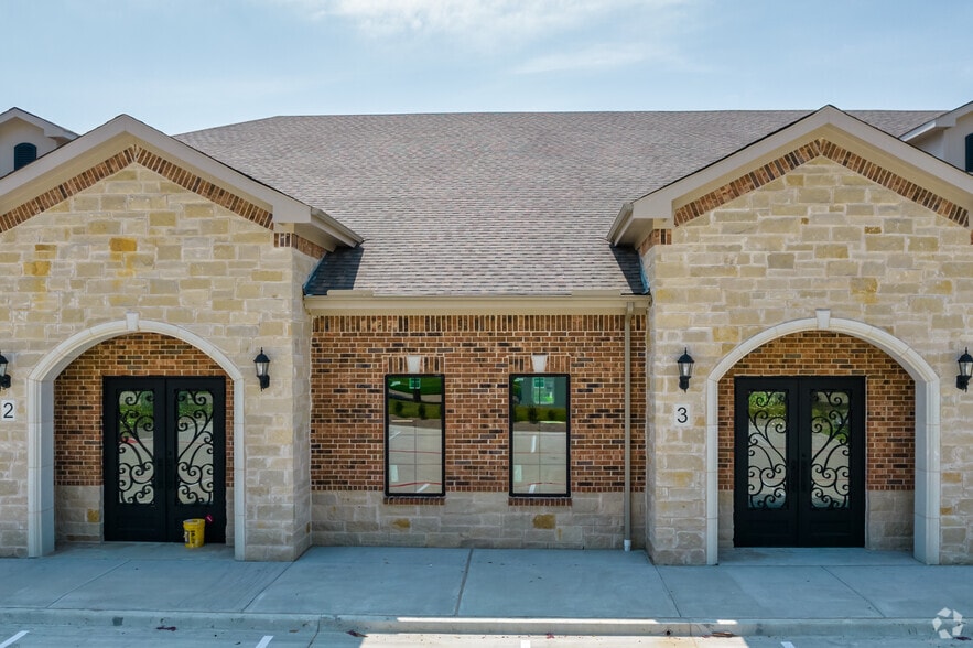2751 S Stonebridge Dr, McKinney, TX for lease - Building Photo - Image 3 of 24