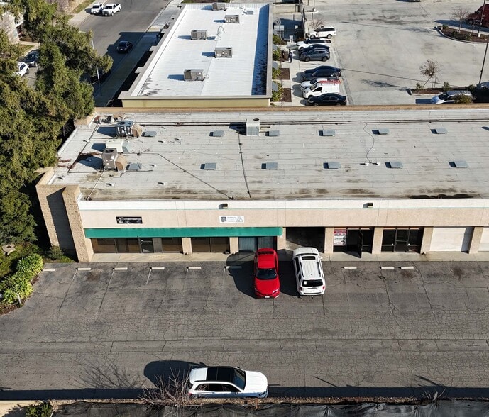 4203 W Alamos Ave, Fresno, CA for lease - Building Photo - Image 1 of 3