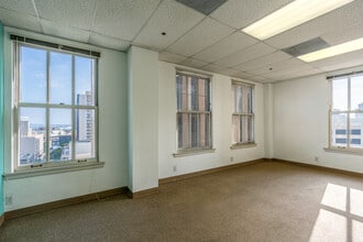 233 A St, San Diego, CA for sale Interior Photo- Image 1 of 7