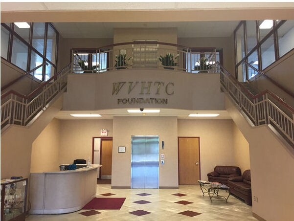 1000 Technology Dr, Fairmont, WV for lease - Interior Photo - Image 2 of 19