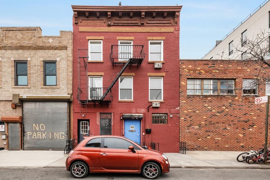 19 Carroll St, Brooklyn, NY for sale - Building Photo - Image 1 of 8