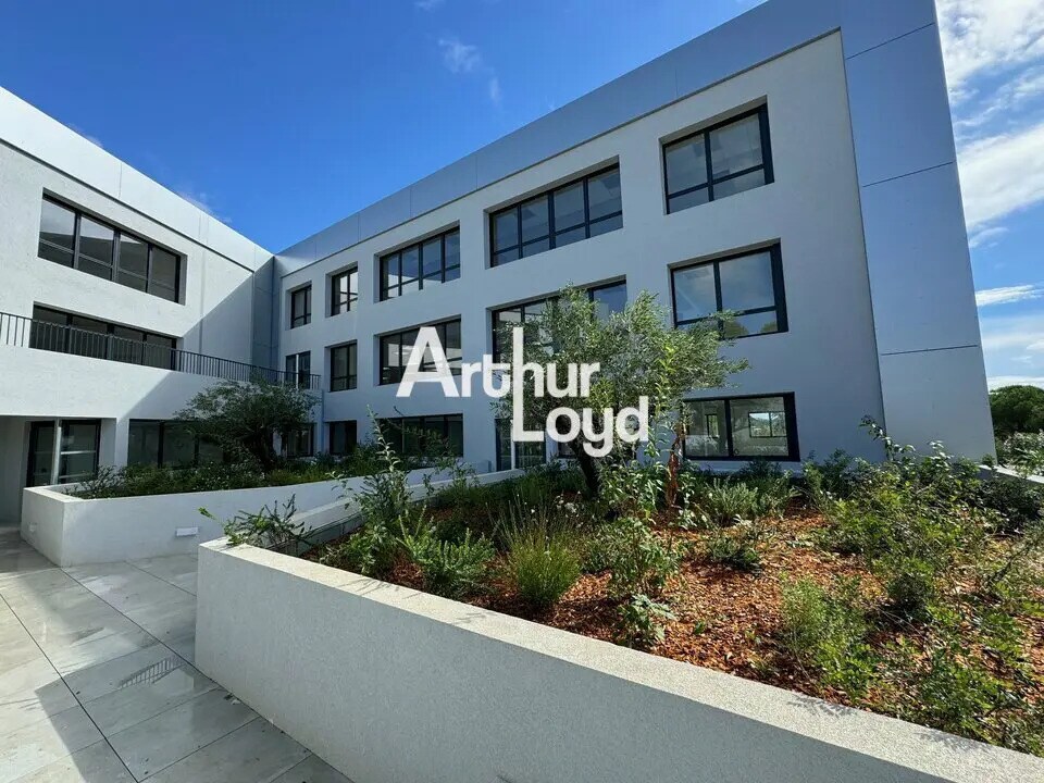 Office in Valbonne for lease Building Photo- Image 1 of 8