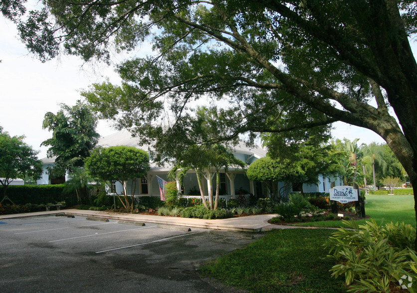 7840 Fruitville Rd, Sarasota, FL for sale - Primary Photo - Image 1 of 1