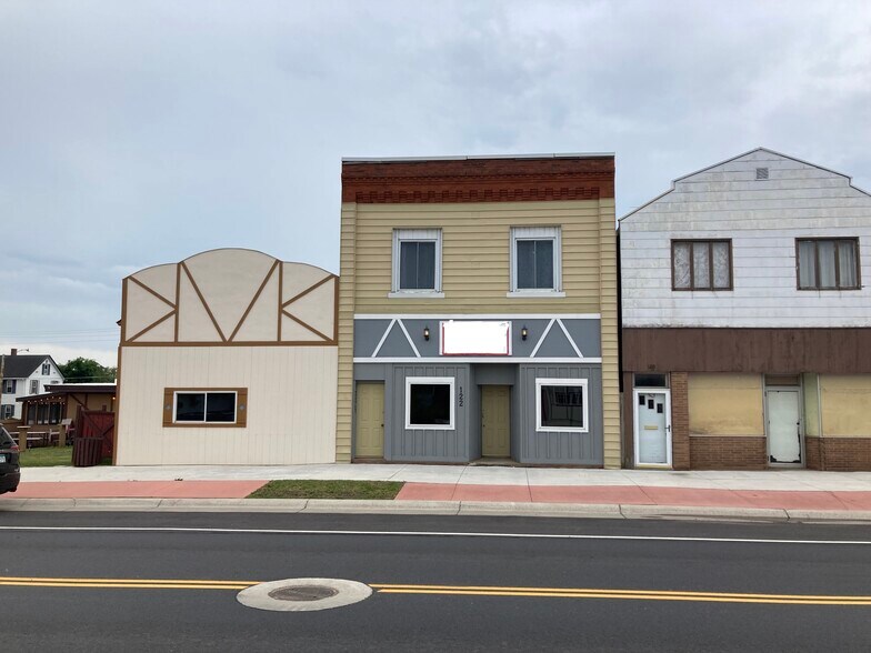 122 Main St, Biwabik, MN for lease - Building Photo - Image 1 of 12