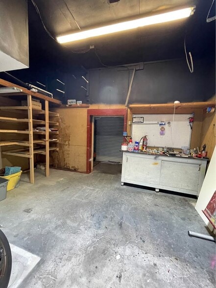 1356 Cleveland St, Clearwater, FL for sale - Interior Photo - Image 3 of 5