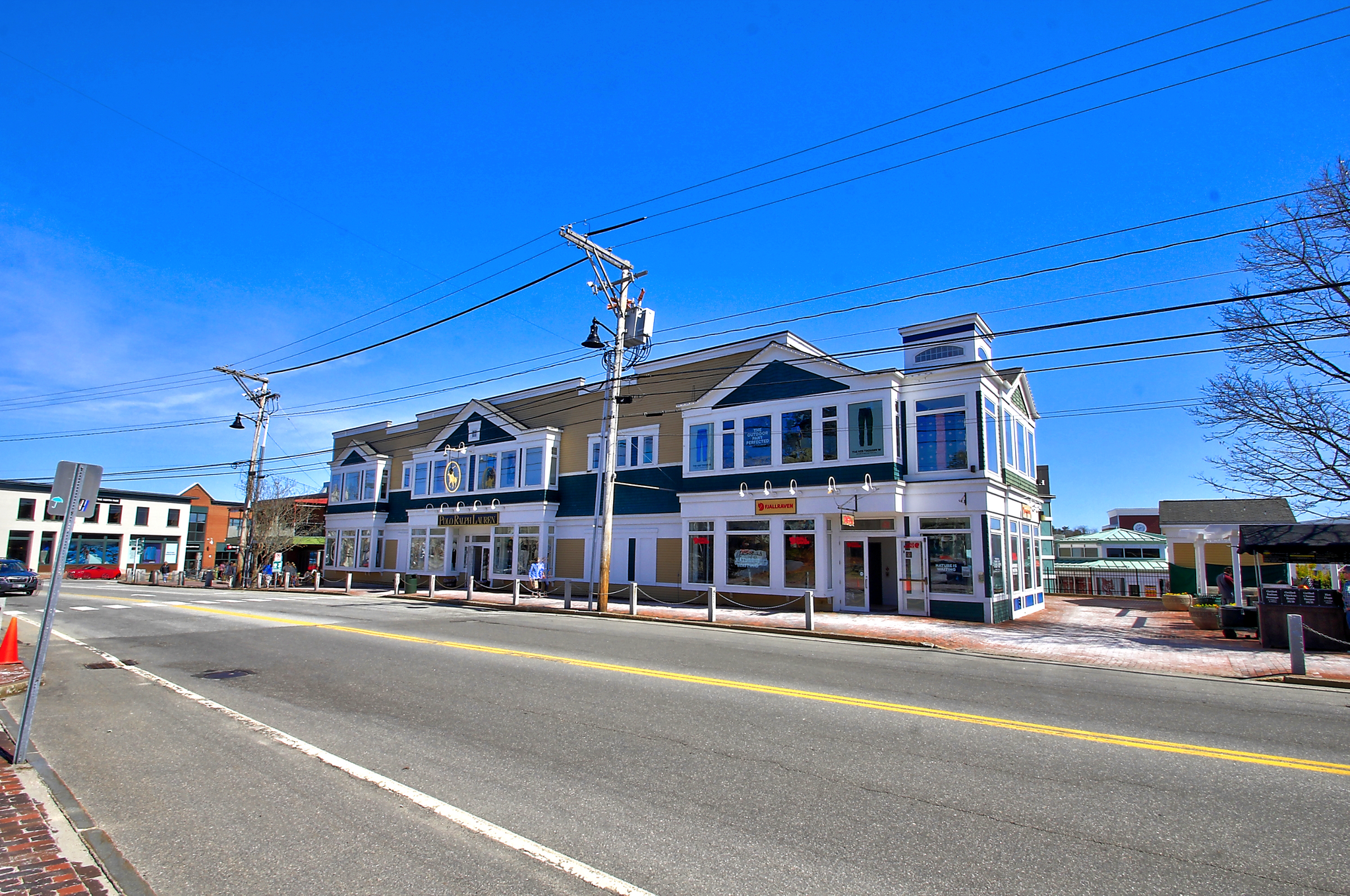 24 Bow St, Freeport, ME for sale Building Photo- Image 1 of 1