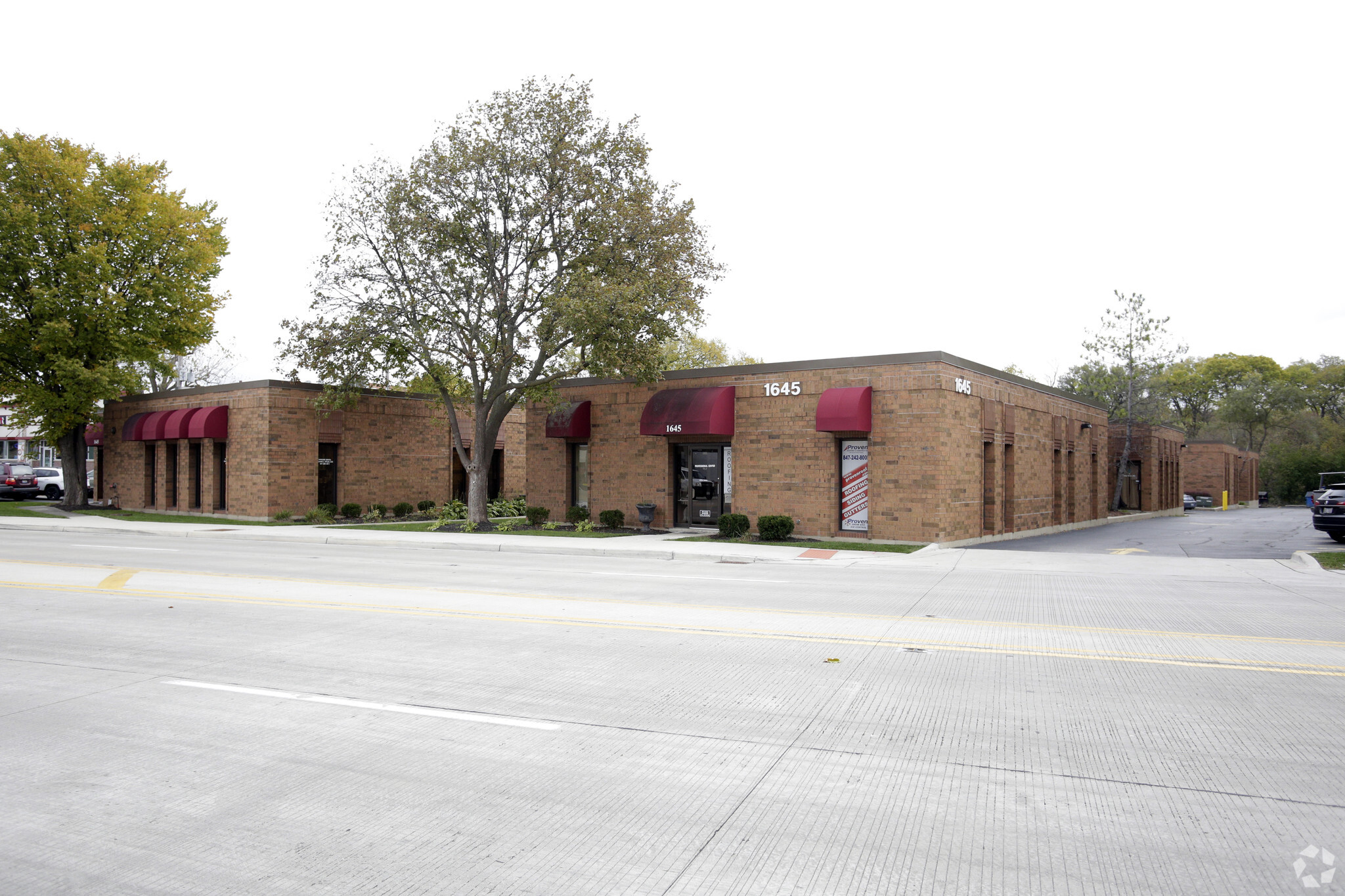 1645 S River Rd, Des Plaines, IL for lease Primary Photo- Image 1 of 42