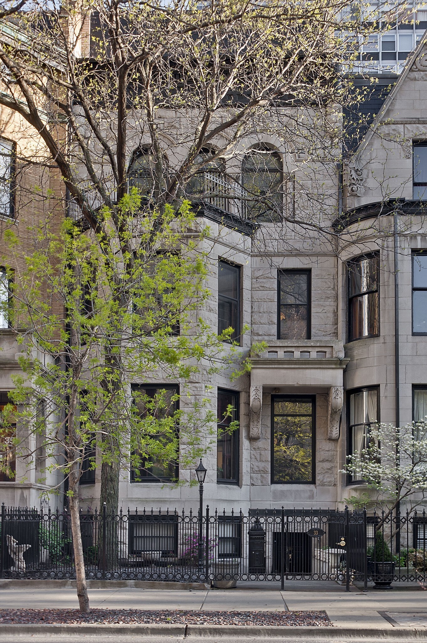 33 E Division St, Chicago, IL for sale Primary Photo- Image 1 of 1