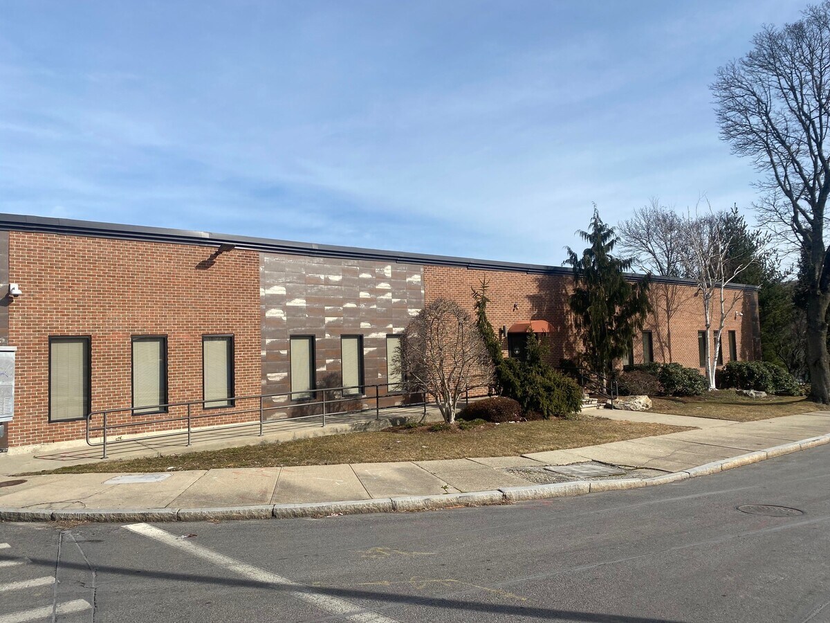 24 Pleasant St, Pawtucket, RI 02860 Office for Sale