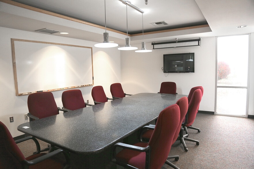 1945 Nm-304 Rd, Belen, NM for lease - Building Photo - Image 3 of 8