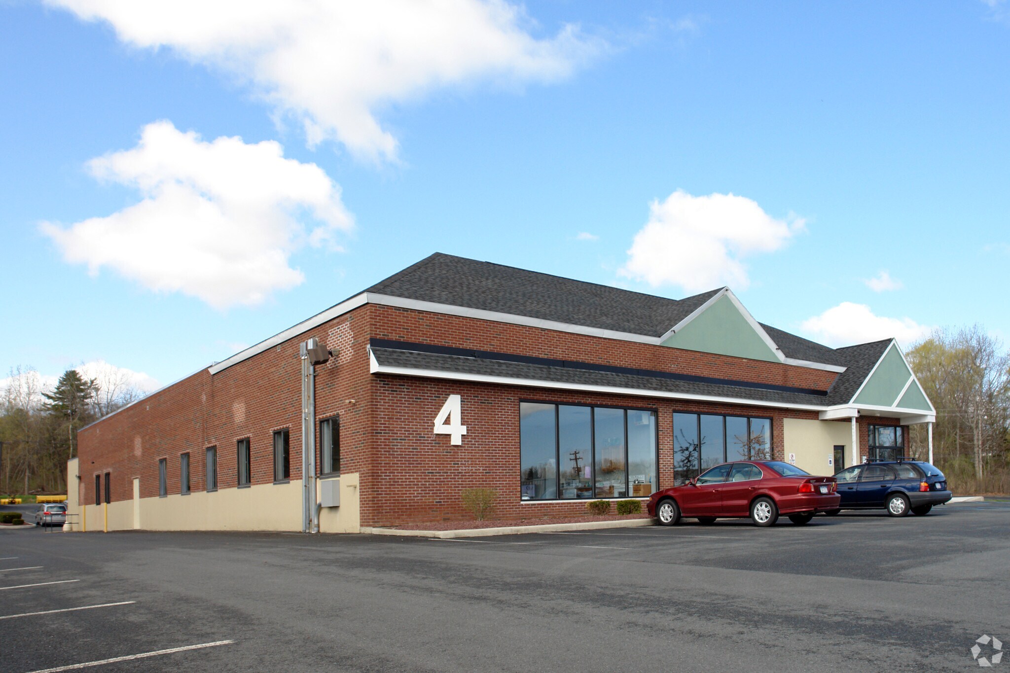 1202 Troy Schenectady Rd, Schenectady, NY for sale Primary Photo- Image 1 of 1