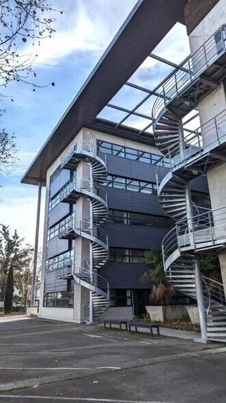 Office in Blagnac for lease - Building Photo - Image 3 of 18