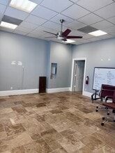 1989 Trade Center Way, Naples, FL for sale Interior Photo- Image 2 of 5