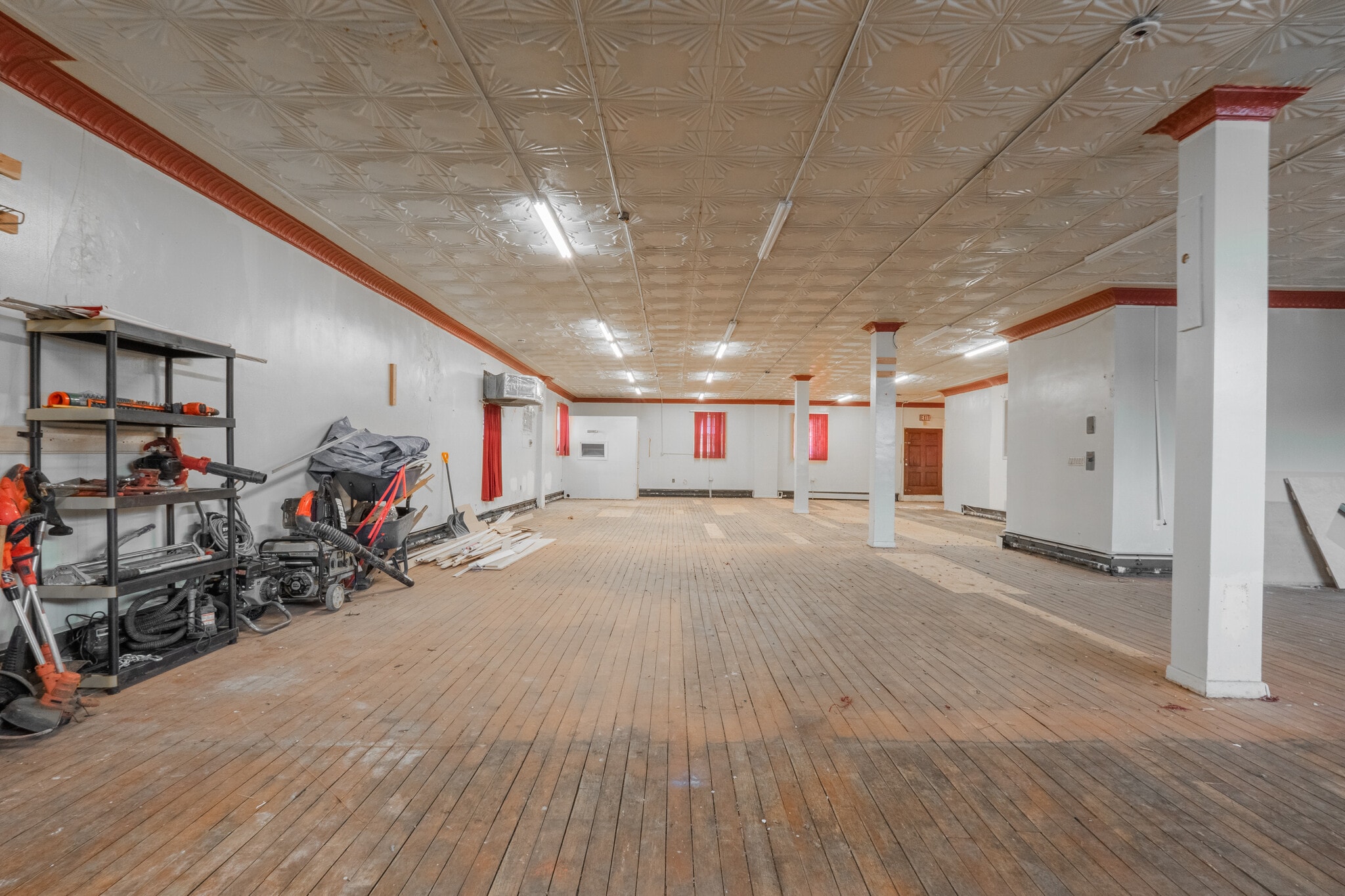 928 18th Ave, Newark, NJ for lease Interior Photo- Image 1 of 8